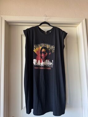 Rad Heritage Graphic Tee Dress - Kahlana Barfield Brown x Future Collective